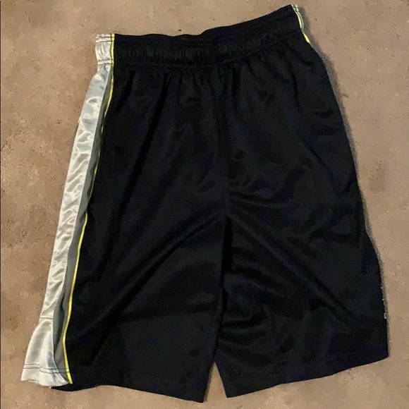 Men’s Reebok Small Shorts - Picture 1 of 5